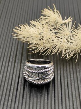 David Yurman 925 Silver Rings with Original Pouch